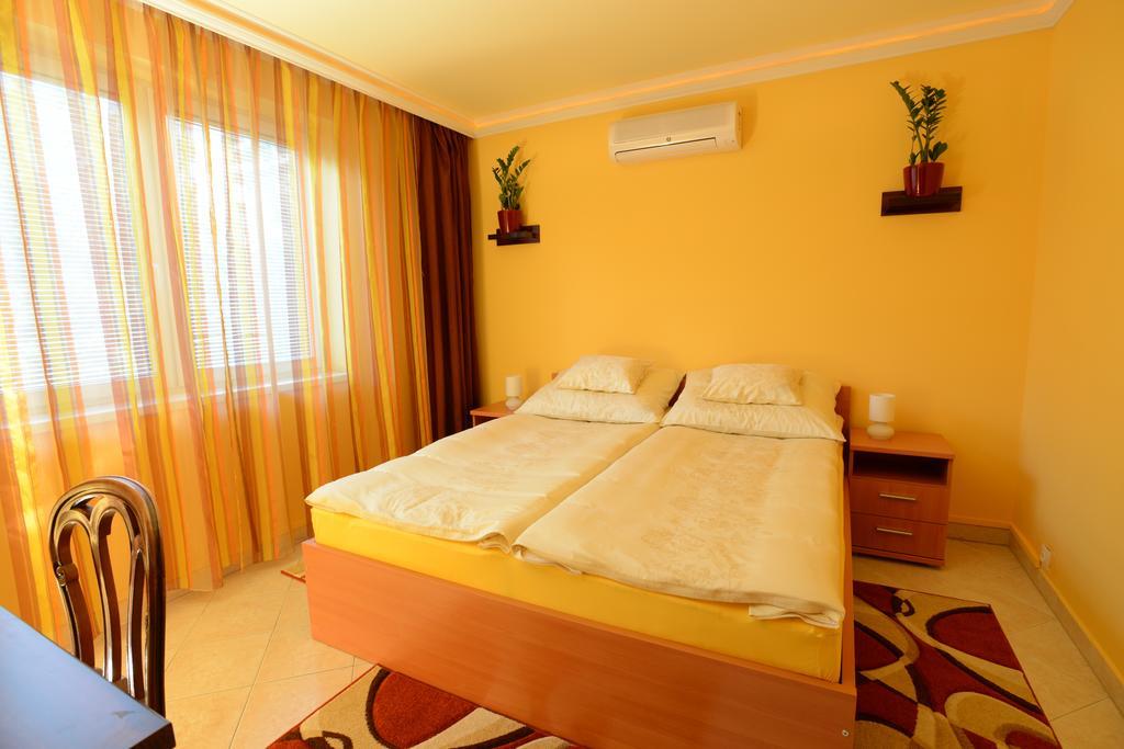 Aparthotel Nexus Vendeghaz Szegedin Zimmer foto